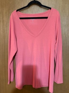 NWT Women's V-Neck Long Sleeve Top - Salmon